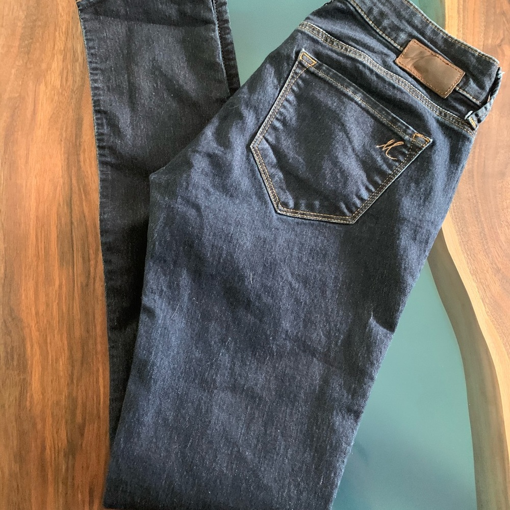 Mavi Jeans.